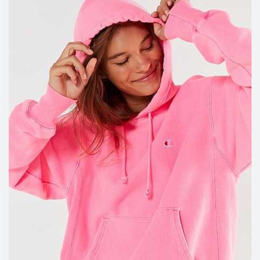 Champion Women's Bright Pink hoodie Sweater